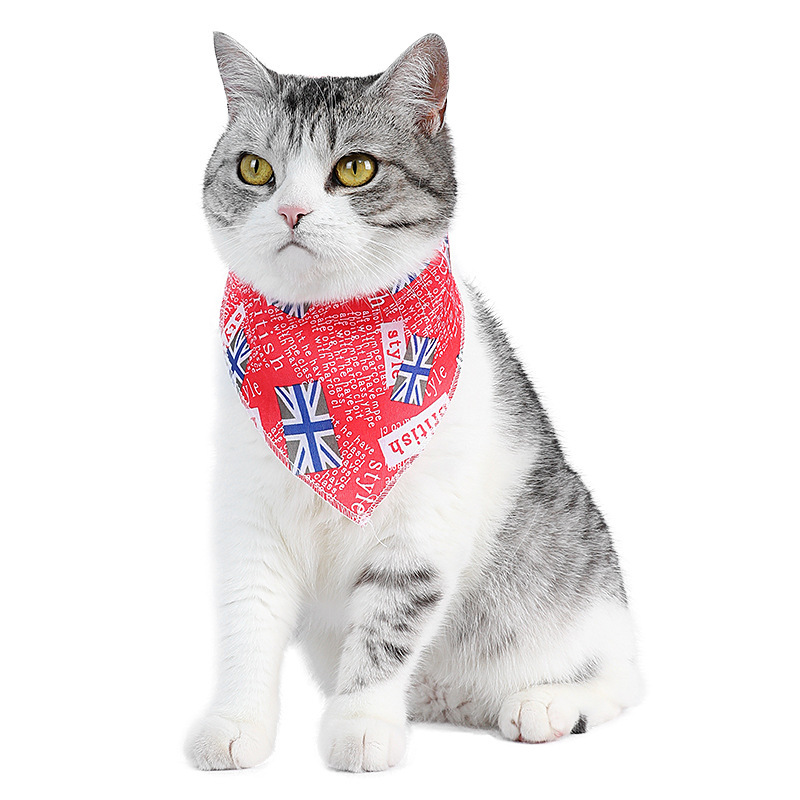 Nuevo gato transfronterizo babero bandera en forma de mascota triángulo perro babero