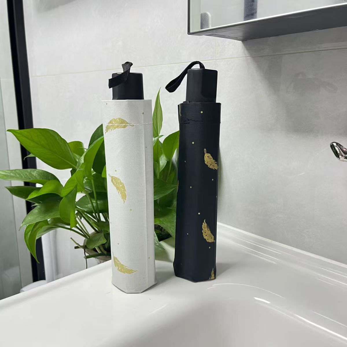 Umbrellas For Students, Portable Folding Sun Protection Umbrellas, Top Quality With Gold Stamping, Suitable For Both Sunny And Rainy Days, Can_voghion.com
