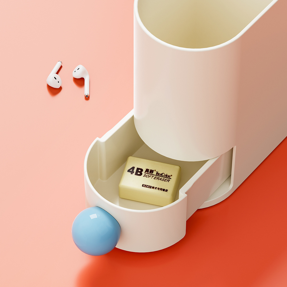 El escritorio del estudiante de la pluma creativa contiene papelería, separación multifuncional, acabado, cepillo de maquillaje, cubo de dopamina, adornos