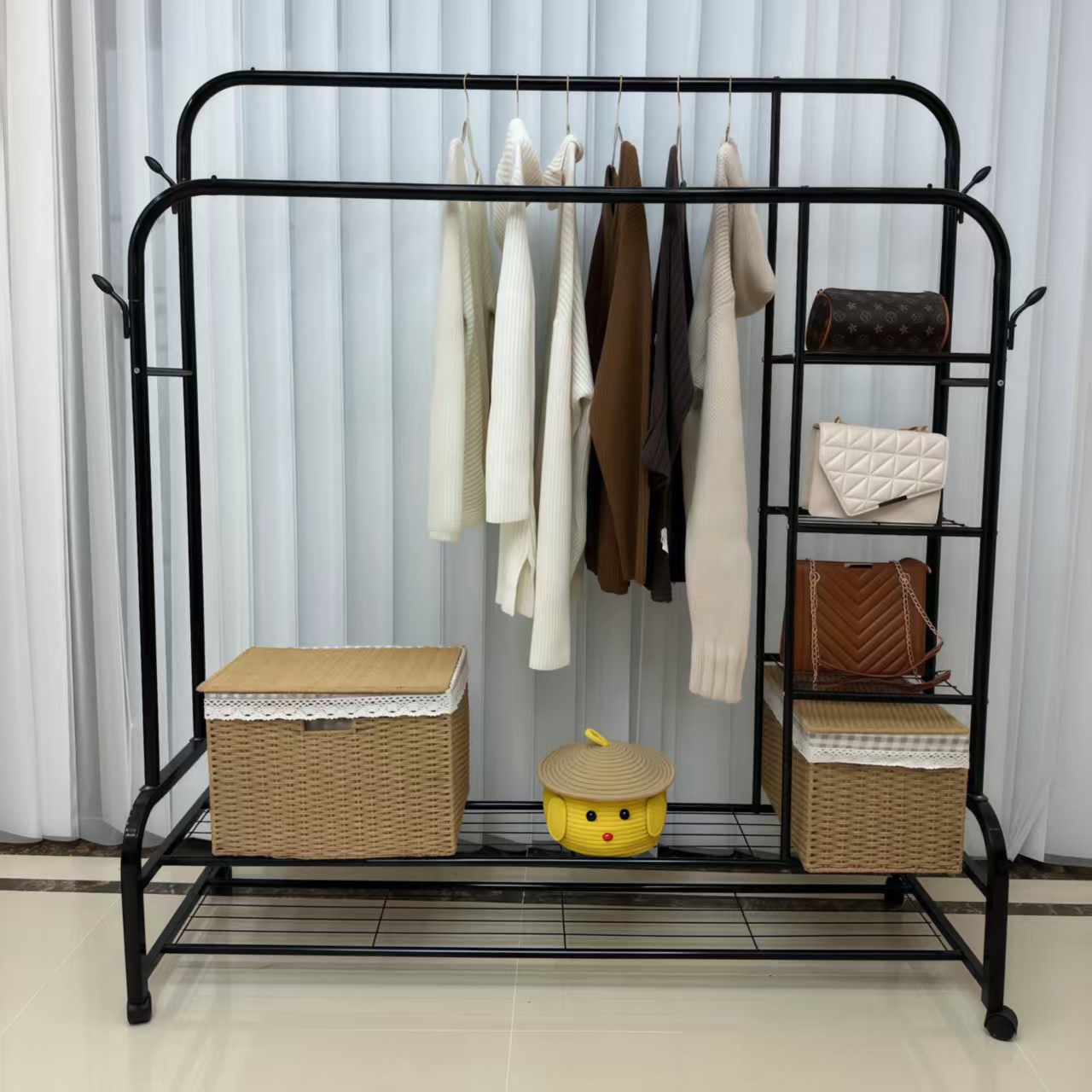 Perchero sencillo de interior, perchero de suelo para balcón o dormitorio, perchero móvil reforzado con doble barra para colgar ropa