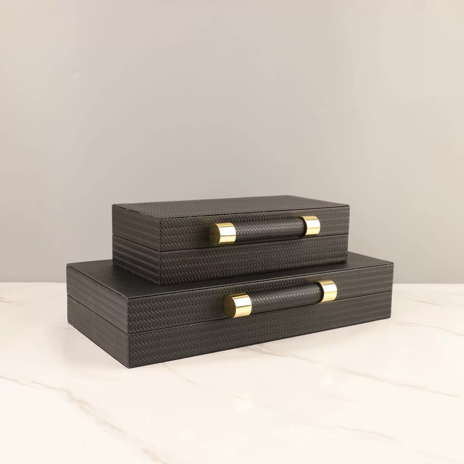 现代简约皮革化妆品珠宝首饰盒衣帽间装饰品卧室样板间家居收纳盒