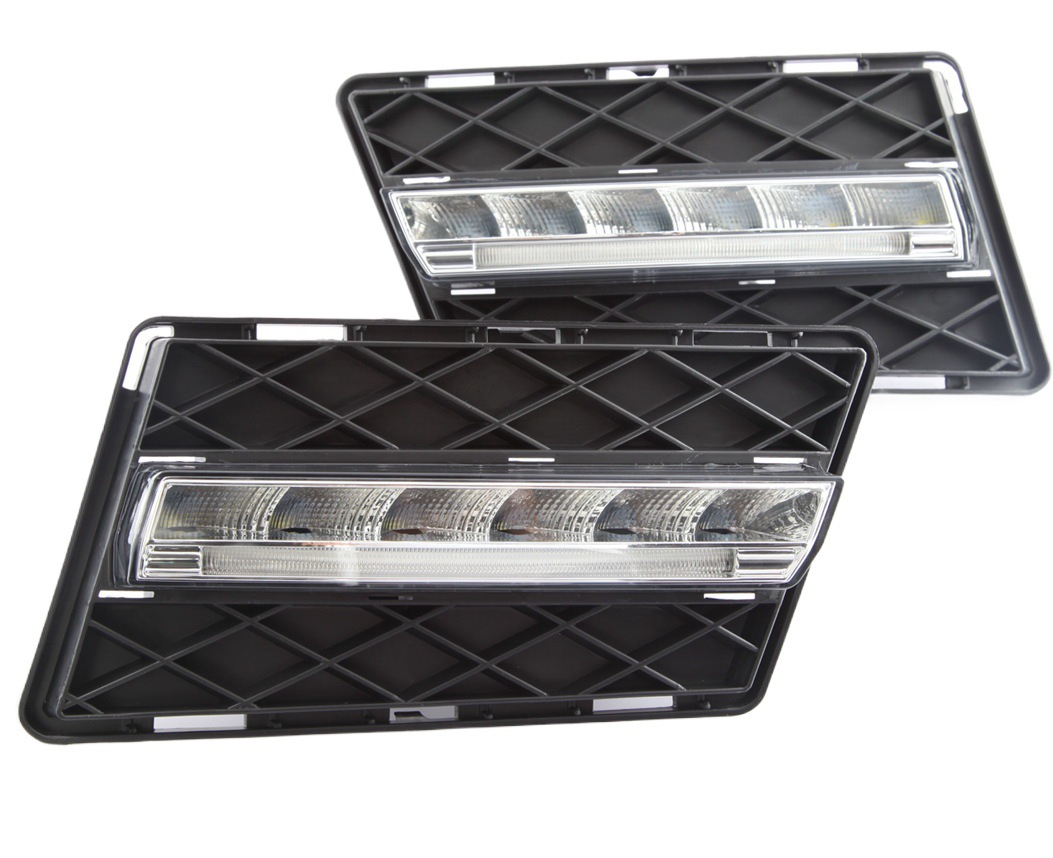 Adecuado para 08-12 Mercedes-Benz w204 luz diurna glk300 glk350 modificación de la luz de marcha diurna
