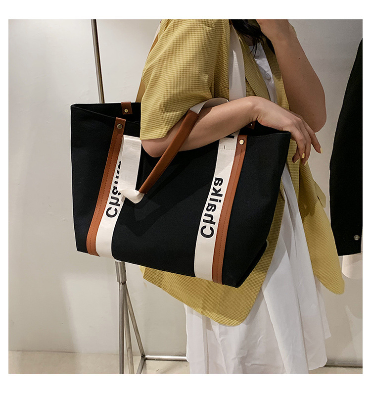 Women's Medium Canvas Letter Color Block Basic Sports Lock Clasp Tote Bag display picture 13