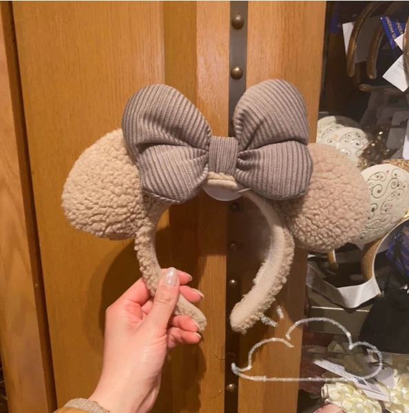 Coffee color poultry plush hair hoop