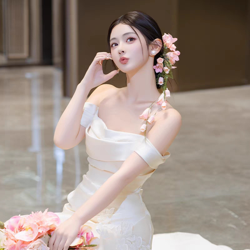 フォレストスタイルの手作りロマンチックなピンクの花嫁模擬花ヘアアクセサリー超妖精甘いウェディングドレスアクセサリー年齢を減らす帽子|undefined