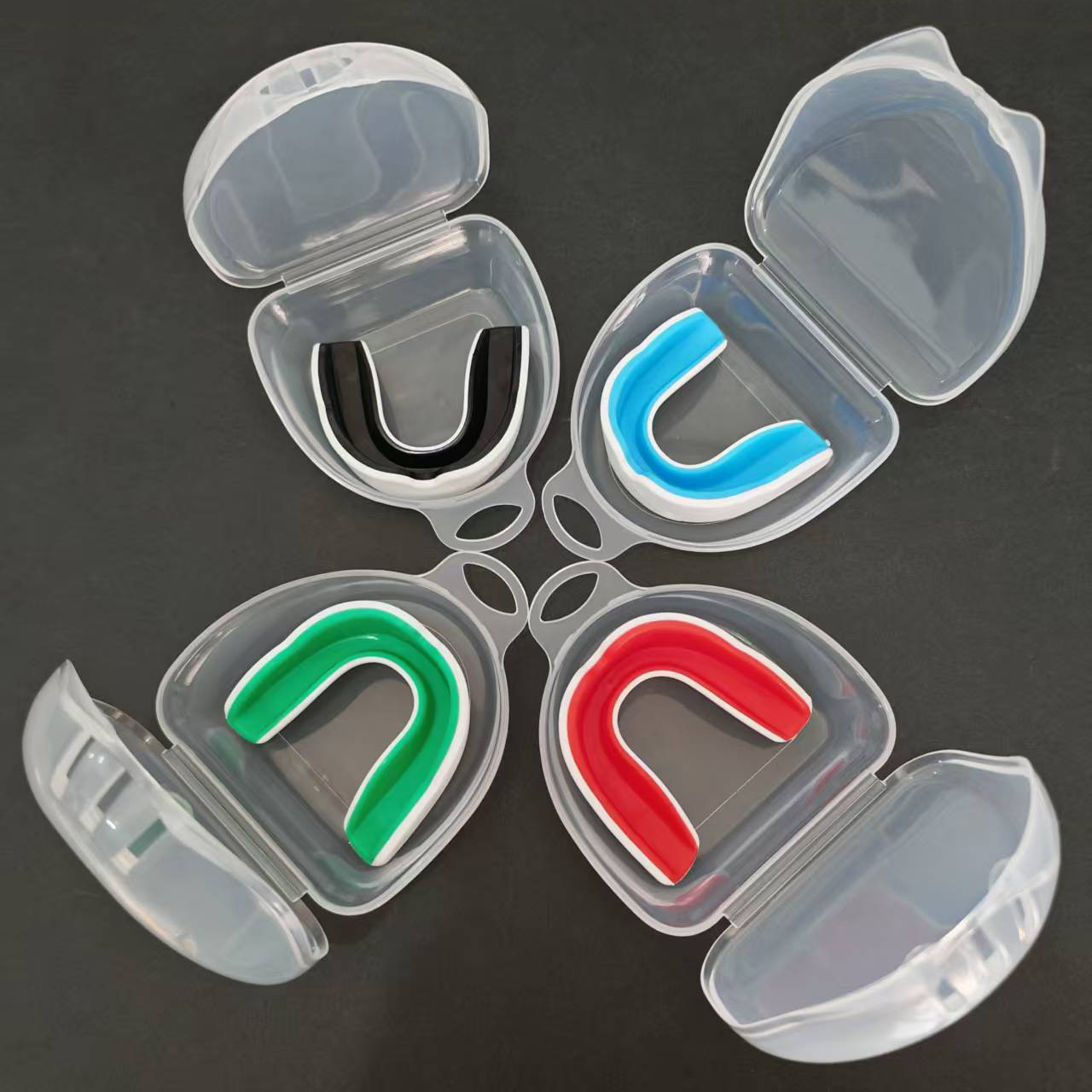 Productos de comercio exterior: protectores bucales de dos colores para adultos y niños con estuche dental de nuevo estilo, protectores bucales deportivos de dos colores de EVA de calidad alimentaria. image 3