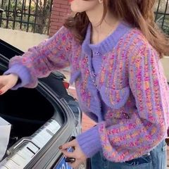小清新感小衆上着の短いニットカーディガンは、怠惰な風の柔らかいモチの紫色のセーターの女性が冬に着る