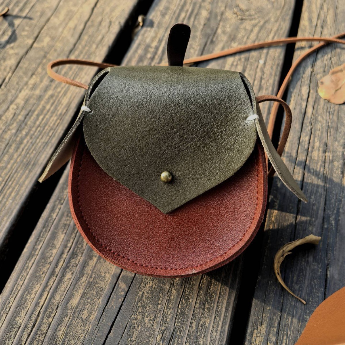 New Leather Retro Children's Fruit-Shaped Bag, Girls' Contrasting Color Coin Purse
