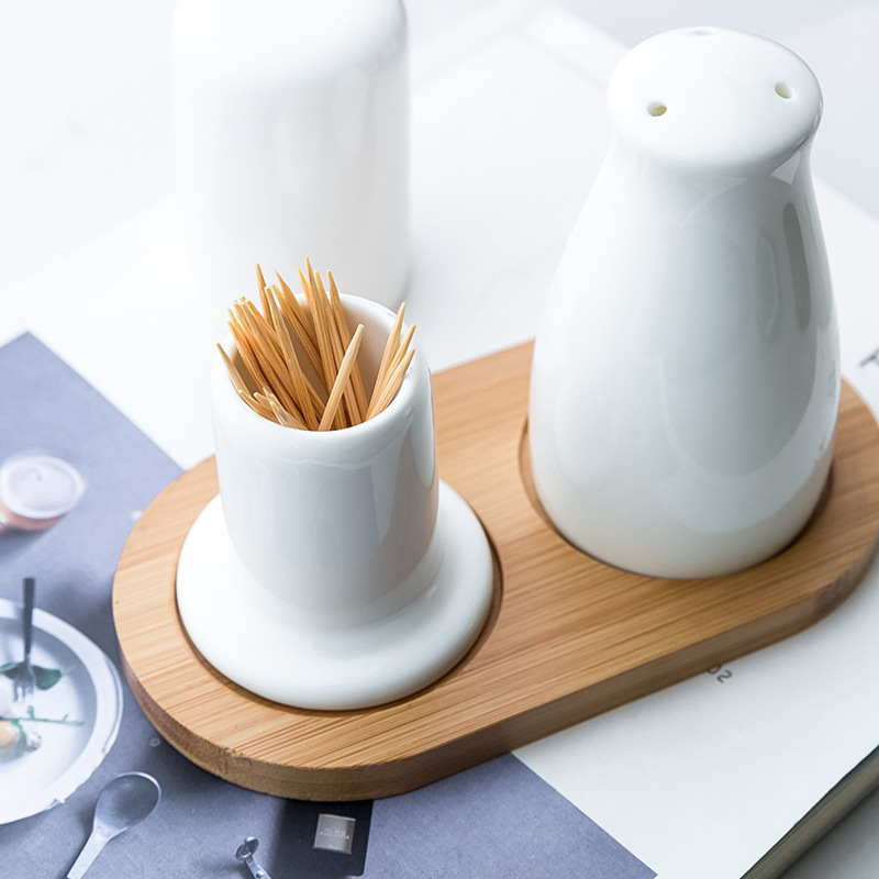 Transfronterizo de dos latas de sal y pimienta de cerámica suministros de cocina en polvo esparcidor botella de condimento tarro