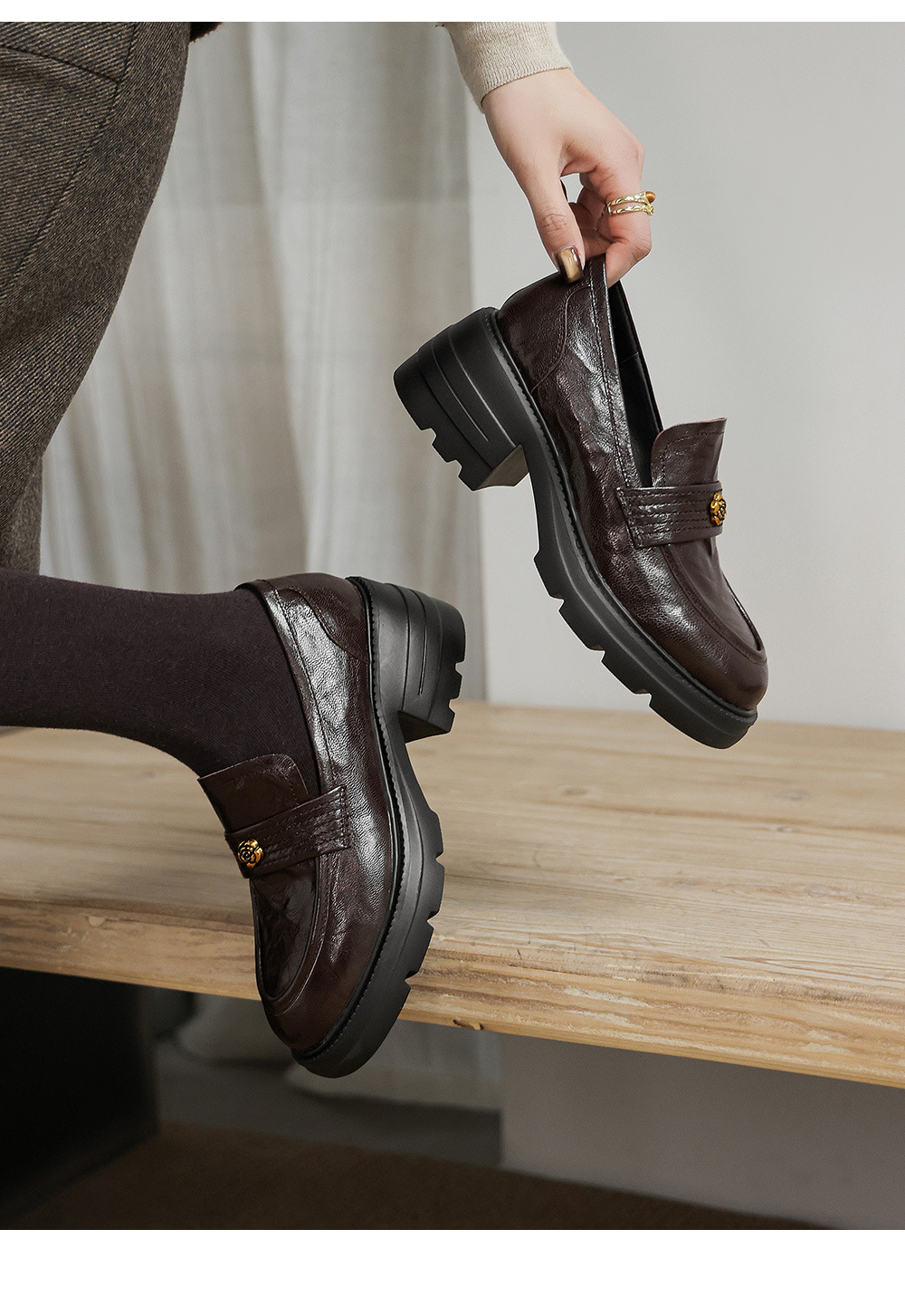 Giày loafer nữ mũi tròn gót vuông dày đế cao 6 cm da cừu — màu nâu chi tiết 9
