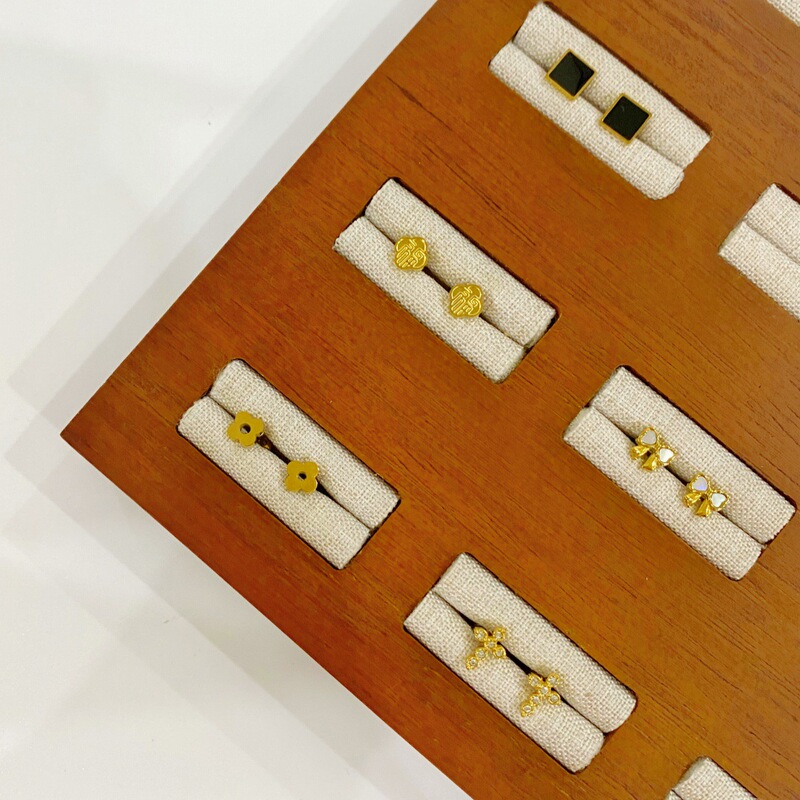 Natural Shell Bow Crown Titanium Steel Ear Bone Screw Sweet Cool Small Stylish Fashion Piercing Earrings