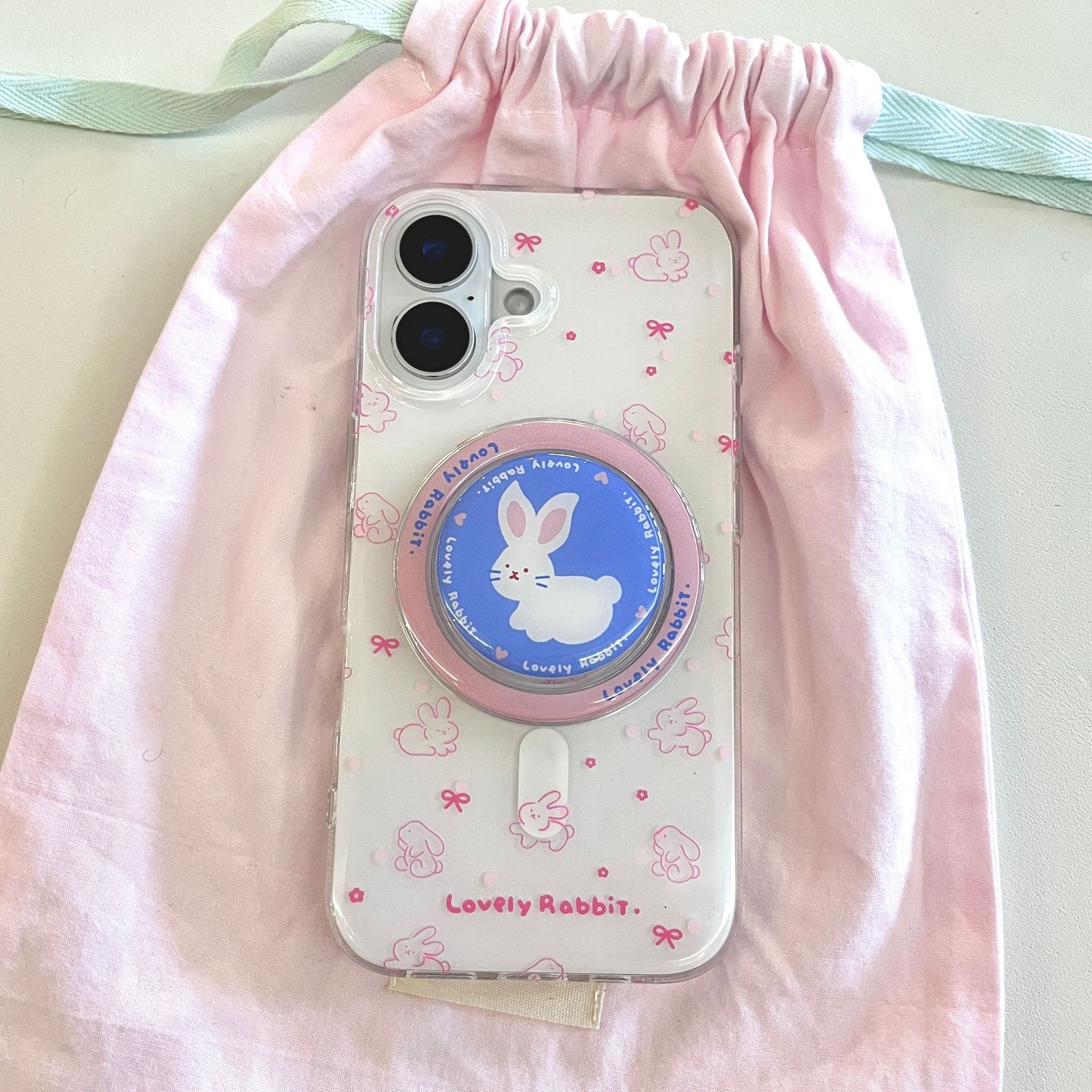 Pequeño lindo conejito de pantalla completa para iPhone16 funda para teléfono móvil 15ProMax magnético 14/13 nuevo 16Pro