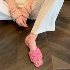 【Su Yinyin Style】Spring Oil Painting _ AMIU House Pleated Square Head One-Strap Slides for Women Spring Outdoor Wearing