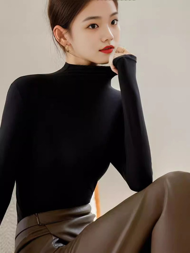 Daiwei Women's Derun Base Layer Top for Autumn and Winter: Slimming, Long-Sleeve Design, Solid Color, Versatile, and Stylish with Elegant Appeal