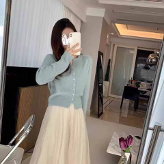 韩系柔色系温柔风羊绒针织开衫外套女秋冬新款圆领抽条设计感外套