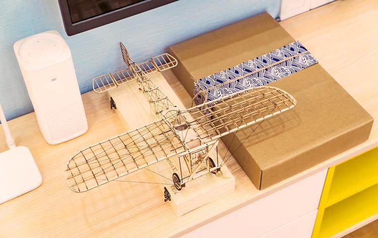 Wooden constructor