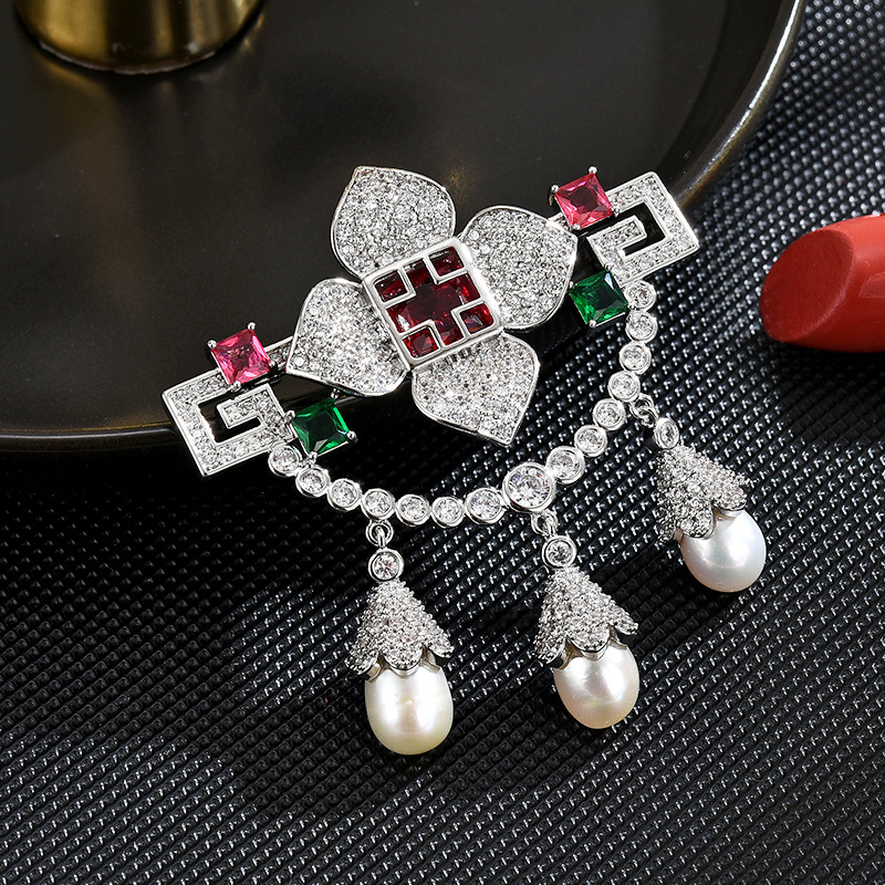 Chinese Style Exquisite Freshwater Pearl Tassel Pendant Brooch Design Sense Elegant Elegant Light Luxury Exquisite Corsage Pin