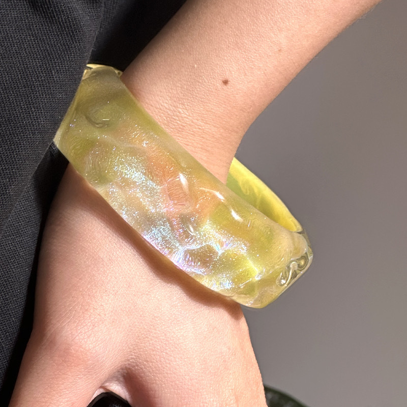 Irregular, Geometric Pattern All Seasons Season Vintage Style Classic Style Irregular Geometric Resin Bangles Wholesale
