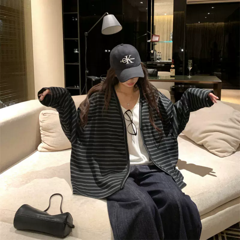 慵懒风条纹长袖外套女2025秋季新款复古盐系薄款单排扣欧洲站上衣