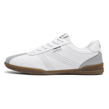 男士新款薄底缓震舒适休闲鞋户外轻盈舒适英伦风百搭时尚休闲潮鞋