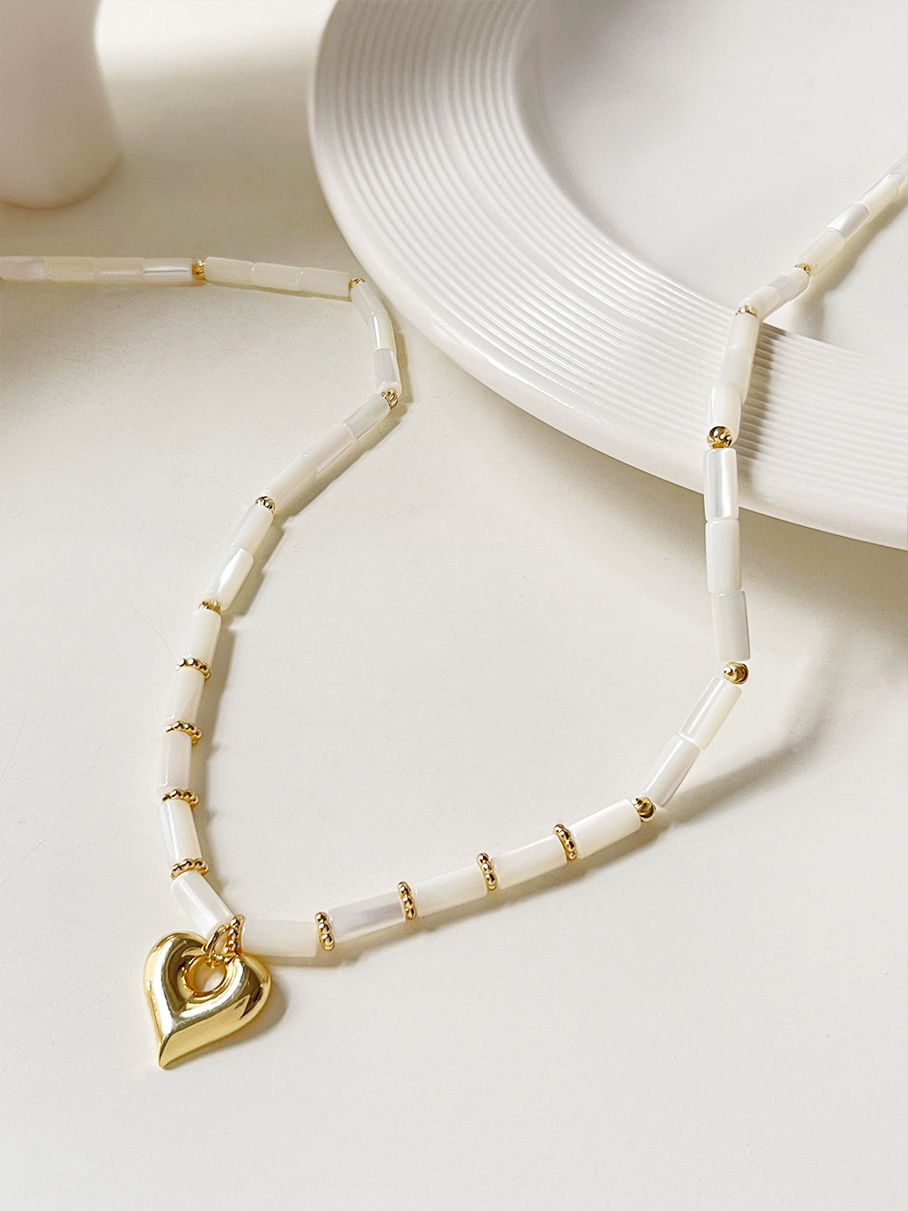 Fashion Heart Shape Shell Copper Beaded Plating Pendant Necklace 1 Piece