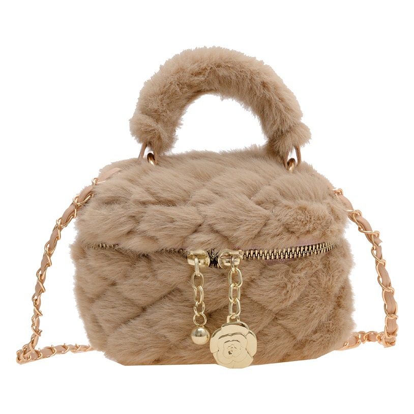 Autumn and Winter new children's plush bag Korean style girls' popular chain crossbody handbag Internet celebrity accessories coin purse