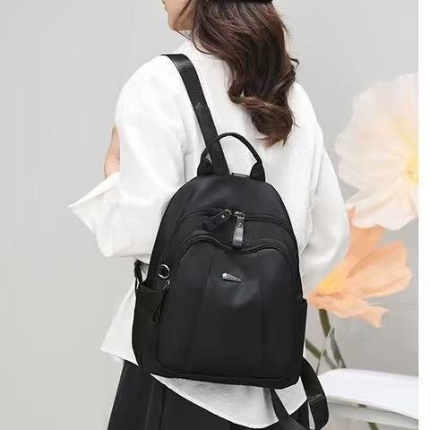 Women's Backpack 2025 New Fashion Versatile Trendy Large Capacity Korean Style Nylon Travel Backpack for Women