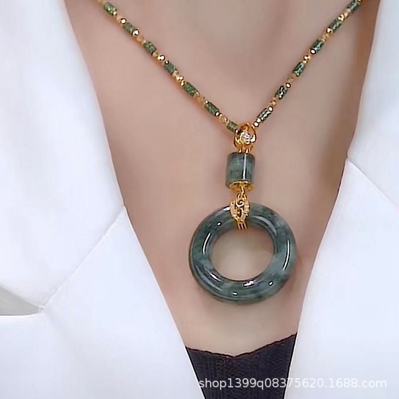 Nueva suerte flor colgante imitación de las mujeres Hetian Jade manzana verde ópalo incrustaciones COLLAR COLGANTE de alto grado diseño