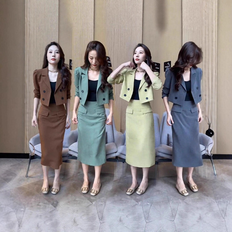 [over 4,000 Repeat Customers] Autumn Fashionable Suit Collar Double-Breasted Top High-Waist Slimming Look Hip-Hugging Skirt Two-Piece Set