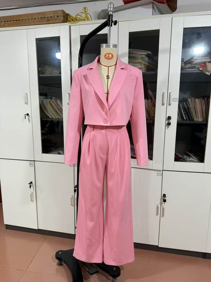 Bộ vest nữ tay dài dáng ngắn kèm quần ống đứng phong cách thanh lịch — Màu hồng, Màu nâu, Màu trắng, màu đen chi tiết 3