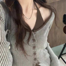 假两件纯欲v领挂脖针织开衫女秋季复古韩系修身显瘦气质辣妹上衣