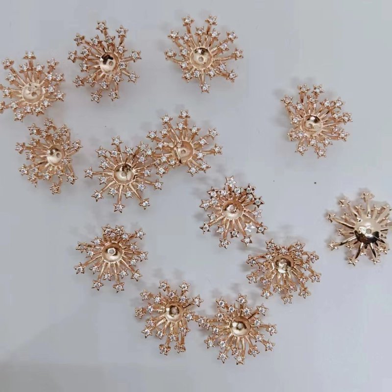 純粋な銅のマイクロはジルコンの花を入れて花の芯の花の蕊の古風のdiyのかんざしの瑠璃を支えて花の絨毛の材料の部品を巻きます。|undefined