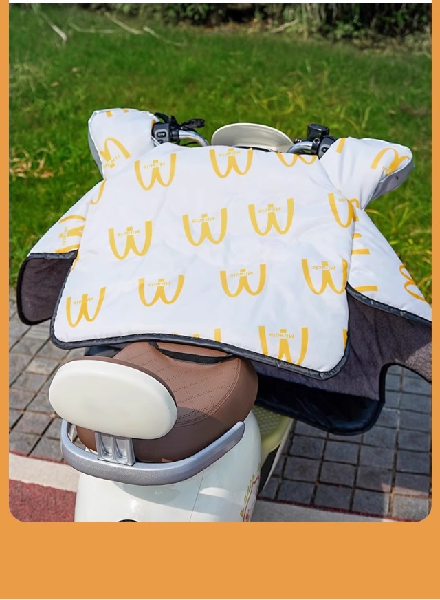 2025 New Electric Vehicle Windshield Cover, Winter Fleece-Lined and Thickened, Double-Sided Waterproof and Cold-Proof Wind Shield for Electric Scooters