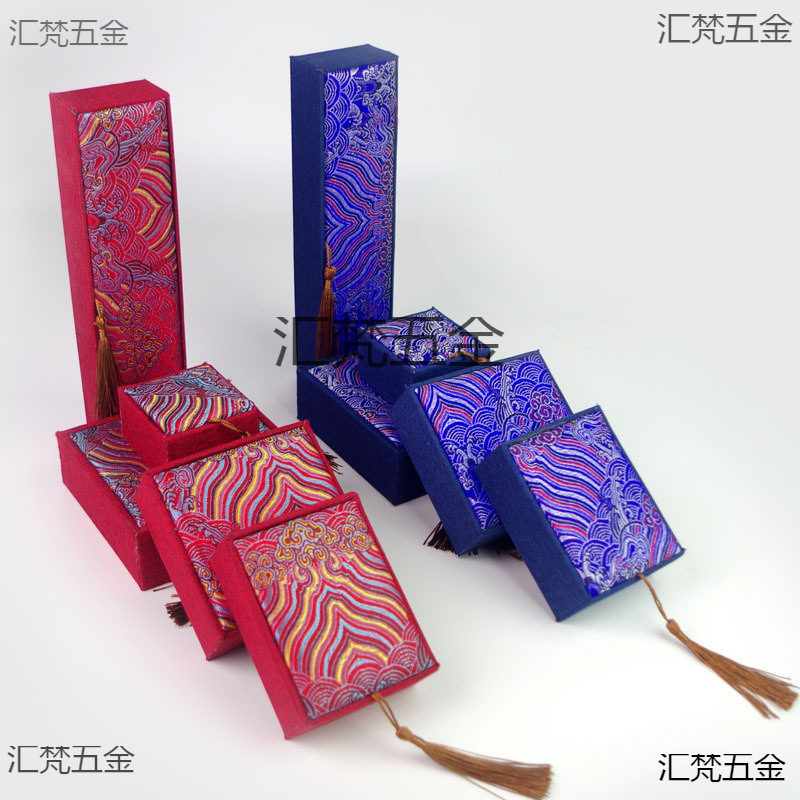 礼物首饰盒.手镯项链盒珠宝戒指耳钉海浪流苏复古。