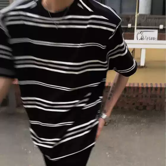 Japanese Casual Striped Short-Sleeve T-Shirt for Men Summer Retro Loose Trendy Round Neck Tee