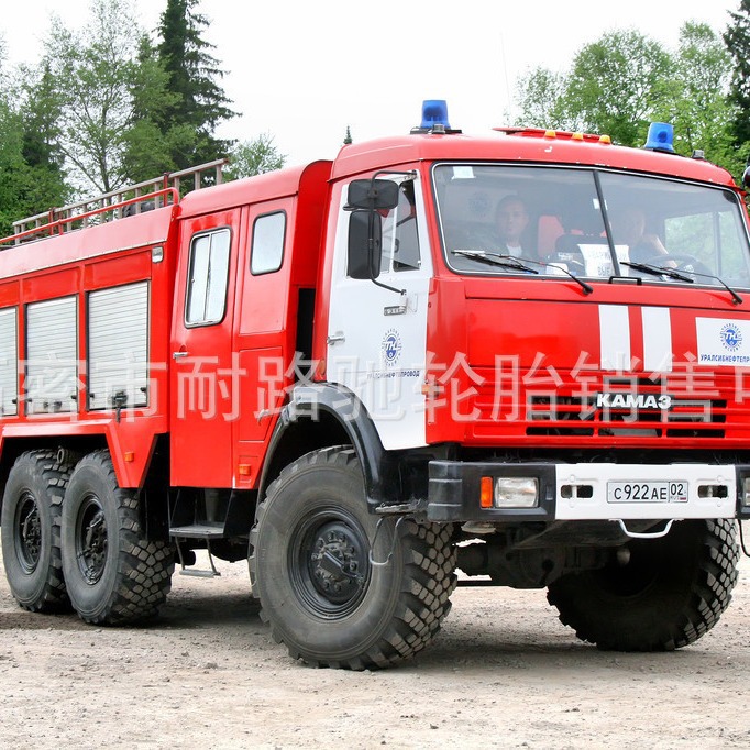 卡玛斯越野汽车轮胎1500-20 1500-21 425/95-21消防运输卡车