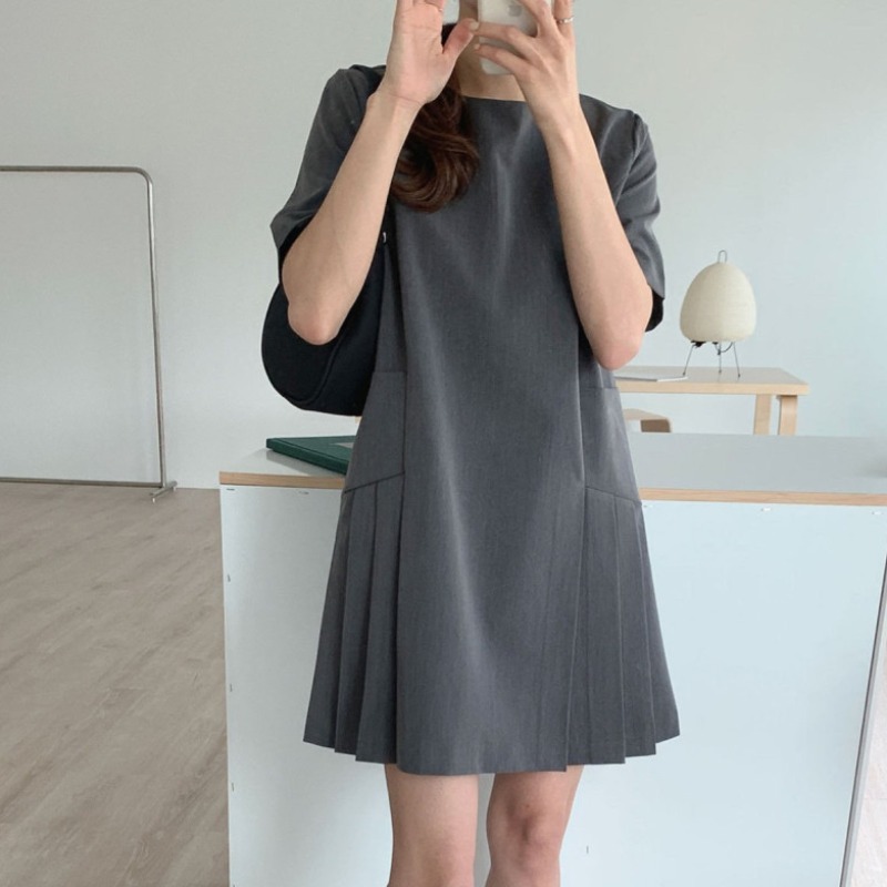 Summer design solid color mini-skirt