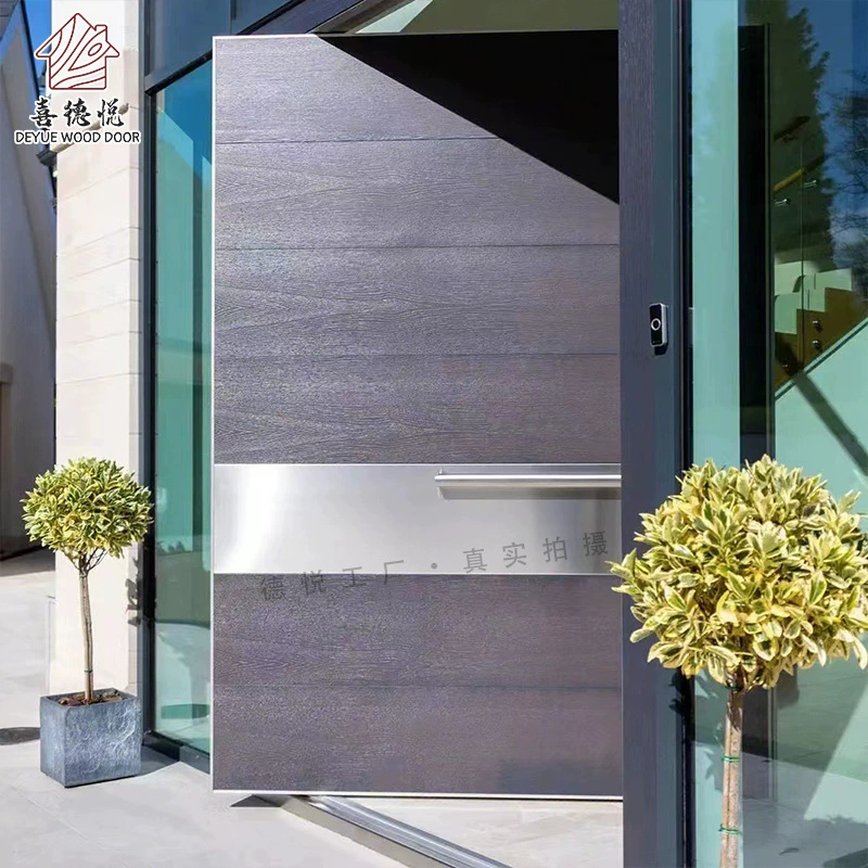 Производитель композитных дверей из массива дерева предлагает входные двери, двери безопасности, оптовые межкомнатные двери с петлями из массива дерева.