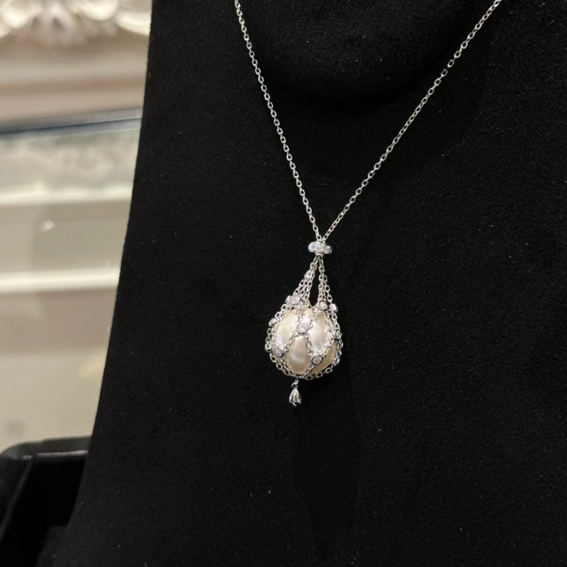 ドリームキャッチャーフラッシュダイヤモンドメッシュバッグパールネックレスニッチデザイン取り外し可能な豪華なライト高級セーターチェーン女性用|undefined