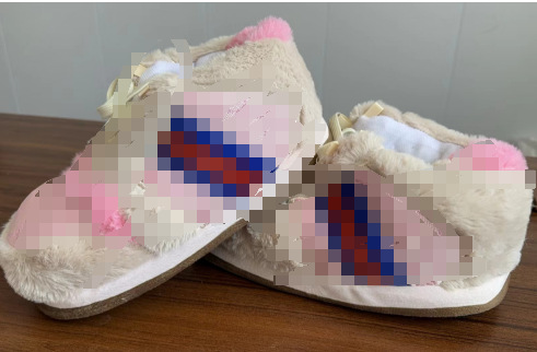 Tiktok mismo estilo parodia zapatos de grasa Coco pareja Zapatillas de algodón volver al futuro casa piso Kang hebilla 1 zapatos de algodón