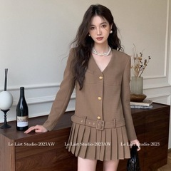 法式时尚休闲宽松显瘦V领西装裙女春季新款名媛气质百褶短裙ins潮