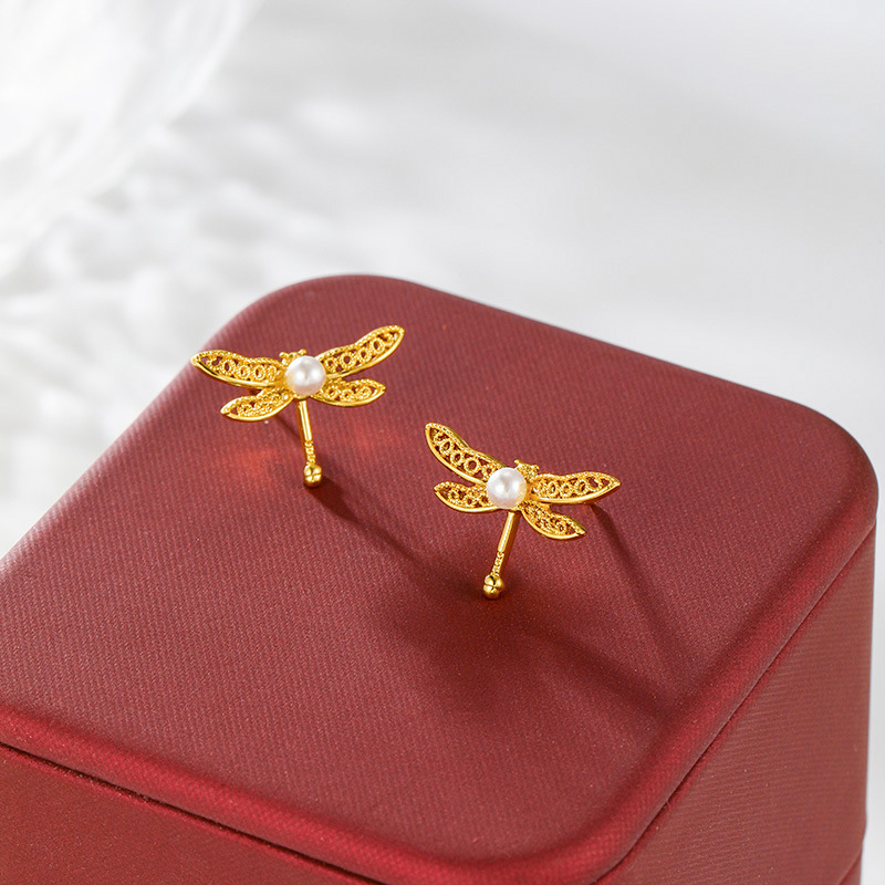 Xuping nuevo chapado de aleación de cobre 24k color micro perla dragón pendientes de orejas nicho temperamento ligero lujo orejas mujeres