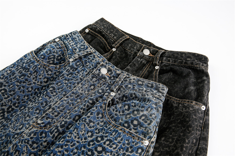 ​​Retro Leopard Print Men's Jeans - High Street Vintage Wide Leg Trousers With Distressed Washed Finish​​_mkmklike.com
