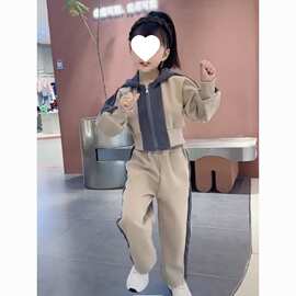 女童春秋套装儿童网红时髦洋气童装春季炸街外套女大童春装运动服
