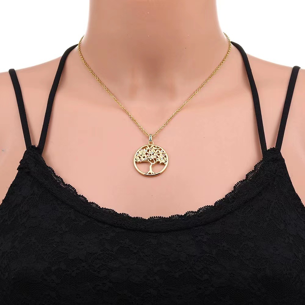 Elegant Lady Devil's Eye Tree Heart Shape Titanium Steel Copper Plating Inlay Zircon 18k Gold Plated Pendant Necklace display picture 5