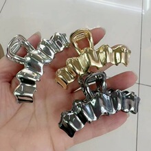 ���s���ٲ���ץ�Ains�߼��в�Ҏ�t�l�AŮ���X�װ����l���~�A�^�