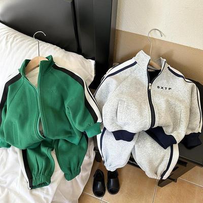 In the early summer of 2017, the new women's Korean version of the fashion small cardigan middle sleeve short embroidered sunscreen clothes thin versatile