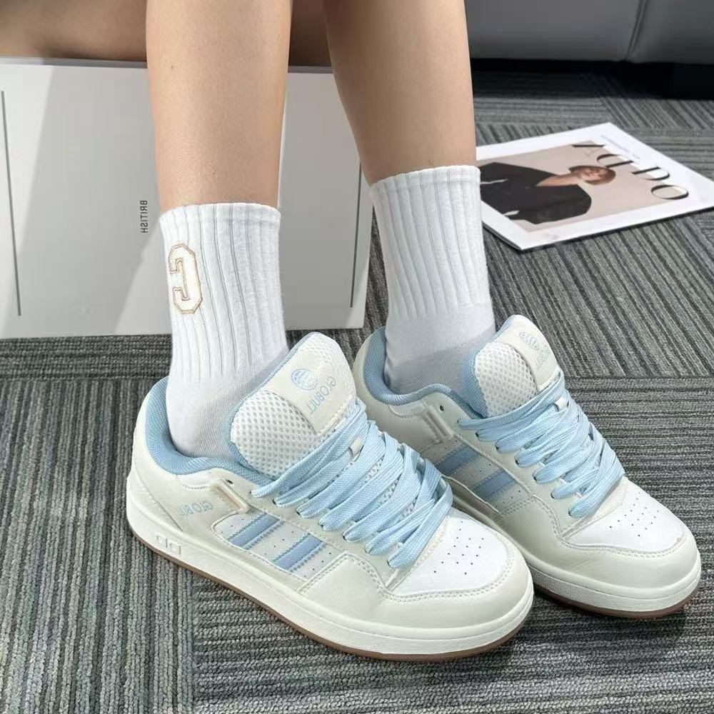 Blanco y azul