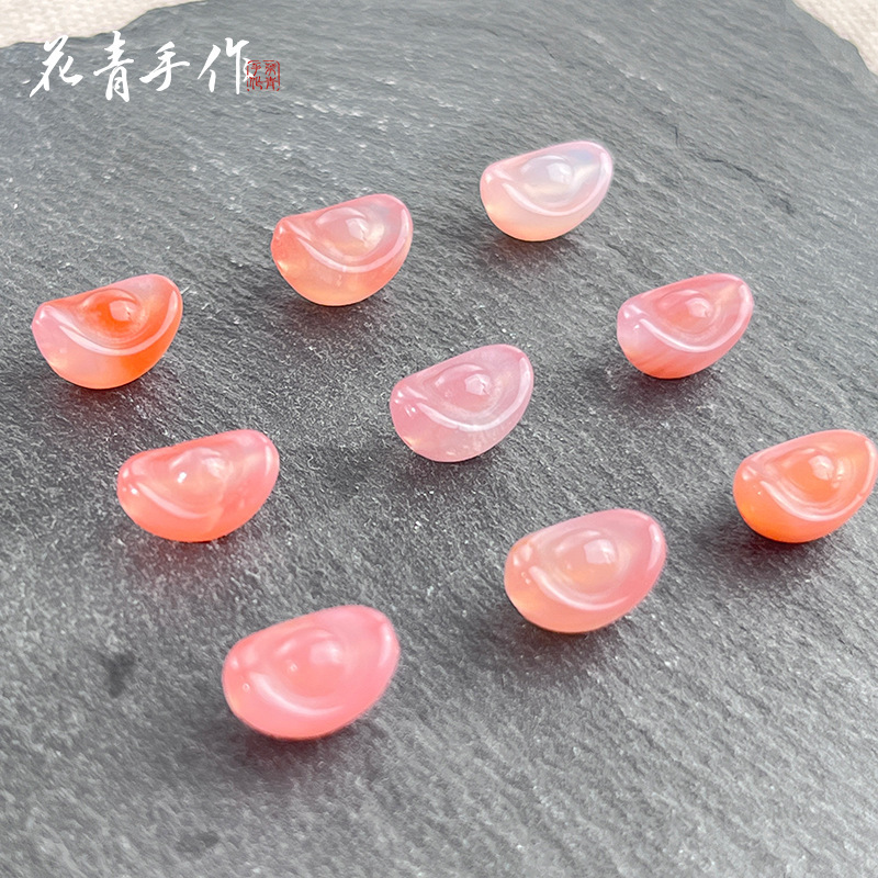 Crimson Yanyuan Agate Yuanbao Candy Color Small Drop Beads DIY Bracelet Bracelet Earrings Pendant Jewelry Accessories Crimson Yanyuan Agate Yuanbao Candy Color Small Drop Beads DIY Bracelet Bracelet Earrings Pendant Jewelry Accessories