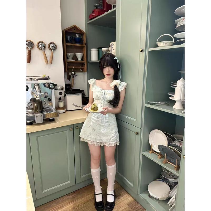 スイートミントグリーンの小さなフライングスリーブウエストパフサスペンダー花柄ドレスレディースサマーウエスト刺繍Aラインスカート|undefined